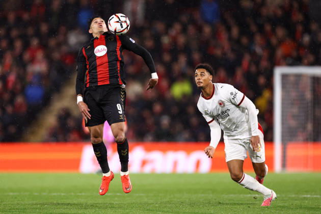 Bournemouth v AC Milan 22 October 2026, Bournemouth - UEFA Europa League - Bournemouth v AC Milan - Evanilson of Bournemouth and Koni De Winter of AC Milan - Photo: Jacques Feeney Offside. Bournemouth UK Copyright: xJacquesxFeeneyx xOffsidexOffside