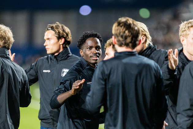 Aarhus GF v Egnatia, UEFA Conference League, Randers, Denmark Randers, Denmark. 22nd, October 2026. James Bogere of Aarhus GF seen warming up for the UEFA Conference League match between Aarhus GF and Egnatia at Randers Stadion in Randers. Denmark, Randers, Cepheus Park Randers  Copyright: xGonzalesxPhoto RasmusxJensenx