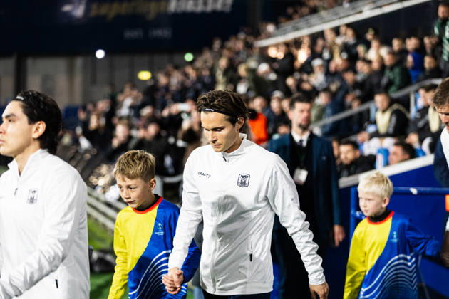 Aarhus GF v Egnatia, UEFA Conference League, Randers, Denmark Randers, Denmark. 22nd, October 2026. Markus Solbakken of Aarhus GF enters the pitch for the UEFA Conference League match between Aarhus GF and Egnatia at Randers Stadion in Randers. Denmark, Randers, Cepheus Park Randers  Copyright: xGonzalesxPhoto RasmusxJensenx