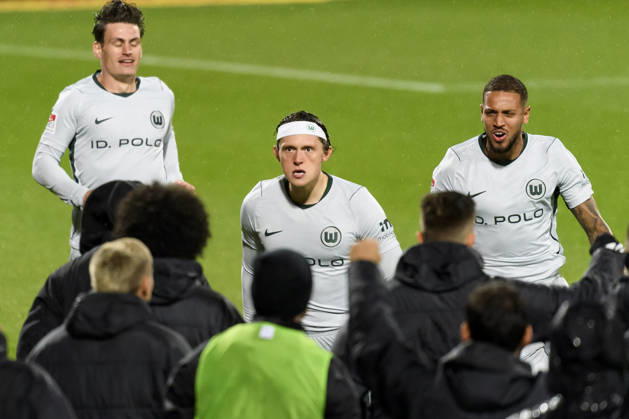 Fabian Reese (VfL Wolfsburg) Torjubel, jubelt nach seinem Treffer zum 0:1 waehrend des spiels der 2. Bundesliga zwischen VfL Bochum und VfL Wolfsburg, Vonovia Ruhrstadion am 23. October 2026 in Bochum, Deutschland. (Foto von Max Maiwald DeFodi Images) +++ Fabian Reese (VfL Wolfsburg) celebrates after scoring his team s first goal during the 2nd Bundesliga match between VfL Bochum and VfL Wolfsburg at Vonovia Ruhrstadion on October 23, 2026 in Bochum, Germany. (Photo by Max Maiwald DeFodi Images) DFB DFL REGULATIONS PROHIBIT ANY USE OF PHOTOGRAPHS AS IMAGE SEQUENCES AND OR QUASI-VIDEO. (Photo by Max Maiwald DeFodi Images) -