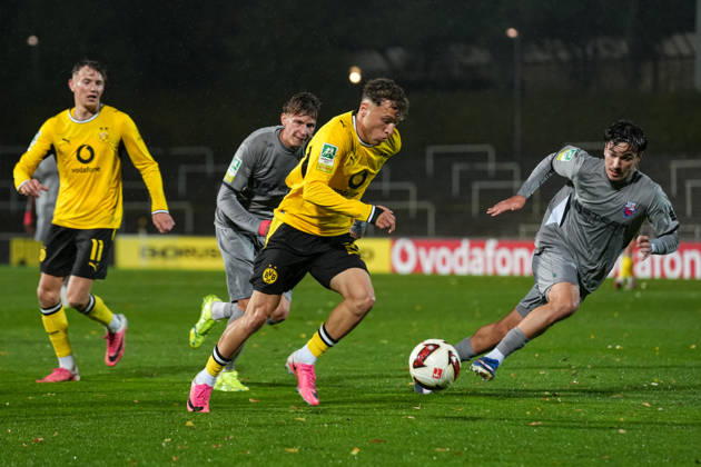 Freitag, 23.10.2026 Saison 2026 2027 14. Spieltag Regionalliga West im Stadion Rote Erde, Dortmund, Germany. BV Borussia Dortmund U23 - Bonner SC. Malik Hodroj (BVB)