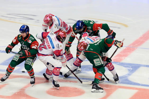 Sport Bilder des Tages 23.10.2026, DEU, GER, Eishockey, 11.Spieltag, Saison 2026 27, Berlin, Eisbaeren Berlin vs. Augsburger Panther Anstoss nordphoto GmbH Engler Berlin Uber-Arena Berlin Deutschland Copyright: xNordphotox xEnglerx