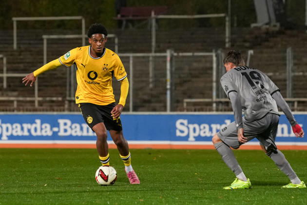 Freitag, 23.10.2026 Saison 2026 2027 14. Spieltag Regionalliga West im Stadion Rote Erde, Dortmund, Germany. BV Borussia Dortmund U23 - Bonner SC. Enzo de Pina Duarte dos Santos (BVB)