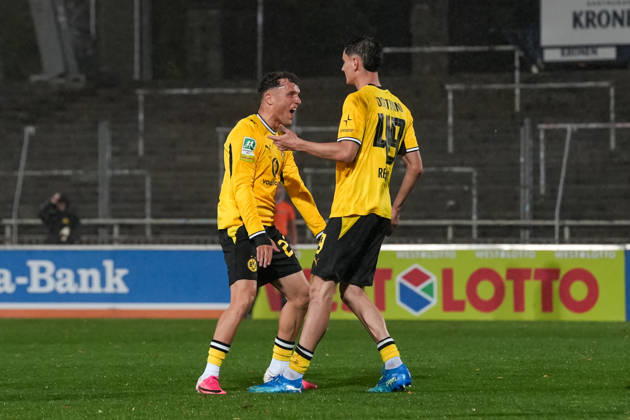 Freitag, 23.10.2026 Saison 2026 2027 14. Spieltag Regionalliga West im Stadion Rote Erde, Dortmund, Germany. BV Borussia Dortmund U23 - Bonner SC. Torjubel nach dem 1:0 durch Luca Reggiani (BVB).