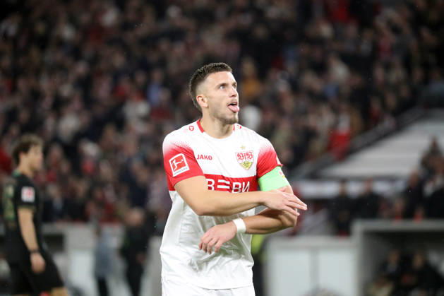 23.10.26 VfB Stuttgart - Borussia Mönchengladbach Deutschland, Stuttgart, 23.10.2026, Fussball, Bundesliga, Saison 2026 2027, VfB Stuttgart - Borussia Mönchengladbach: Ermedin Demirovic (VfB Stuttgart); Jubel Tor 1:0 Demirovic.