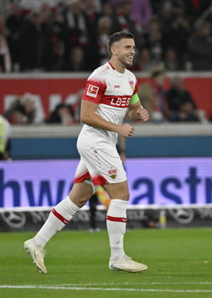 TOR zum 1:0 Ermedin Demirovic VfB Stuttgart (09) Torschuss Aktion Torchance Torjubel VfB Stuttgart vs Borussia Moenchengladbach BMG 23.10.2026 DFL REGULATIONS PROHIBIT ANY USE OF PHOTOGRAPHS AS IMAGE SEQUENCES AND OR QUASI-VIDEO VfB Stuttgart vs Borussia Moenchengladbach BMG