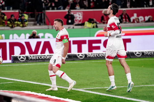 Deutschland: Fussball Saison 2026 2027 , 1. Bundesliga , 7. Spieltag , VfB Stuttgart vs. Borussia Mönchengladbach - MHP-Arena (Stuttgart) : Ermedin DemiroviÄ‡ Ermedin Demirovic (VfB Stuttgart, 9) Tor und Torjubel zum 1:0, Tor, Torjubel, Jubel, Freude, Emotionen Stuttgart MHP-Arena Deutschland Germany Copyright: xBennetxLongx