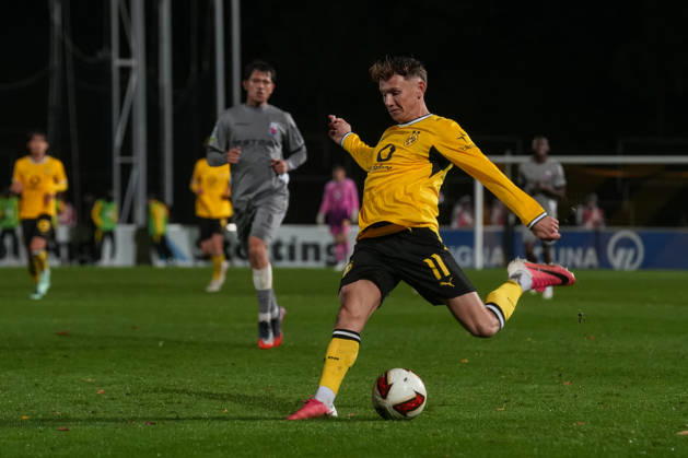 Freitag, 23.10.2026 Saison 2026 2027 14. Spieltag Regionalliga West im Stadion Rote Erde, Dortmund, Germany. BV Borussia Dortmund U23 - Bonner SC. Arne Wessels (BVB)