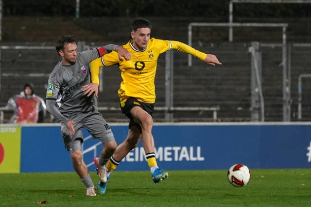 Freitag, 23.10.2026 Saison 2026 2027 14. Spieltag Regionalliga West im Stadion Rote Erde, Dortmund, Germany. BV Borussia Dortmund U23 - Bonner SC. Luca Reggiani (BVB)