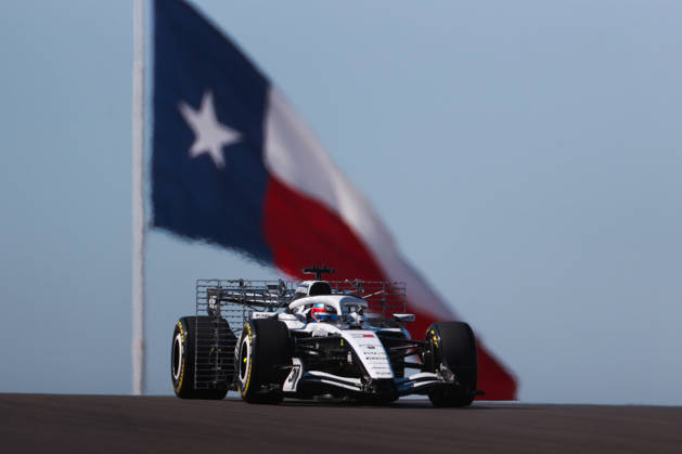 F1 Grand Prix Of USA - FP1 Sergio Perez stands in front of the Texas flag during the first of three practice sessions, FP1, ahead of the Formula 1 MSC Cruises United States Grand Prix at Circuit of the Americas in Austin, Texas, United States, on October 23, 2026. Austin, Texas Texas United States  Copyright: xReginaldxMathalonex originalFilename:mathalone-notitle261023_np2GF.jpg