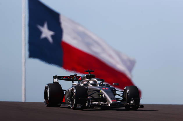 F1 Grand Prix Of USA - FP1 Nico Hulkenberg stands in front of the Texas flag during the first of three practice sessions, FP1, ahead of the Formula 1 MSC Cruises United States Grand Prix at Circuit of the Americas in Austin, Texas, United States, on October 23, 2026. Austin, Texas Texas United States  Copyright: xReginaldxMathalonex originalFilename:mathalone-notitle261023_npdGO.jpg