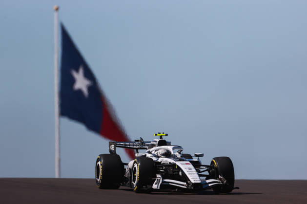 F1 Grand Prix Of USA - FP1 Valtteri Bottas stands in front of a Texas flag during the first of three practice sessions, FP1, ahead of the Formula 1 MSC Cruises United States Grand Prix at Circuit of the Americas in Austin, Texas, United States, on October 23, 2026. Austin, Texas Texas United States  Copyright: xReginaldxMathalonex originalFilename:mathalone-notitle261023_npjFG.jpg