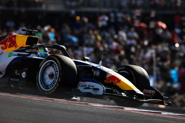 F1 - UNITED STATES GRAND PRIX 2026 41 LINBLAD Arvid (gbr), Visa Cash App RB F1 Team VCARB03, action during the 2026 Formula 1 United States Grand Prix, 18th round of the 2026 Formula One World Championship, WM, Weltmeisterschaft from October 23 to 25, 2026 on the Circuit of the America, in Austin, Texas, United States of America - AustinUnited States Copyright: xAndrà xFerreirax