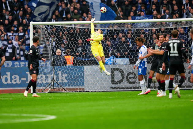 Jonas Kersken (Arminia Bielefeld, 01), GER, Hertha BSC vs. Arminia Bielefeld, 2. Bundesliga, Saison 2026 27, 09. Spieltag, 24.10.2026 (DFL REGULATIONS PROHIBIT ANY USE OF PHOTOGRAPHS AS IMAGE SEQUENCES AND OR QUASI - VIDEO). GER, Hertha BSC vs. Arminia Bielefeld, 2. Bundesliga, Saison 2026 27, 09. Spieltag, 24.10.2026 Berlin