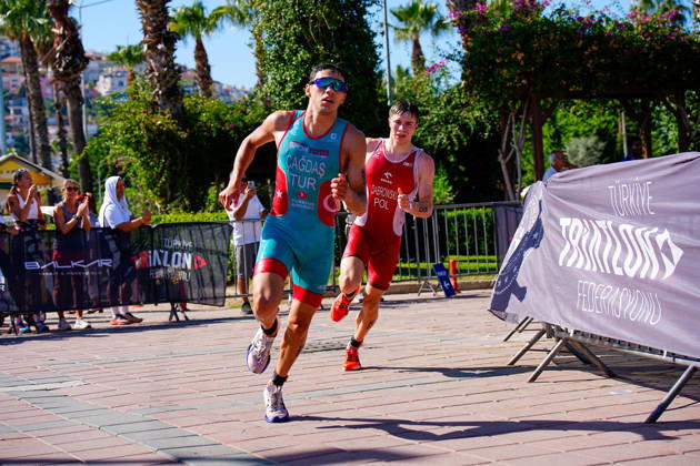 2026 Europe Triathlon Cup Alanya ANTALYA, TURKEY - OCTOBER 24: Burak Cagdas of Turkey and Adam Dabrowski of Poland compete in the run leg during the elite men race of 2026 Europe Triathlon Cup Alanya on October 24, 2026 in Antalya, Turkey. Antalya Turkey Copyright: xFikretxOzgur PSxImagesxFikretxOzgur PSxImagesx