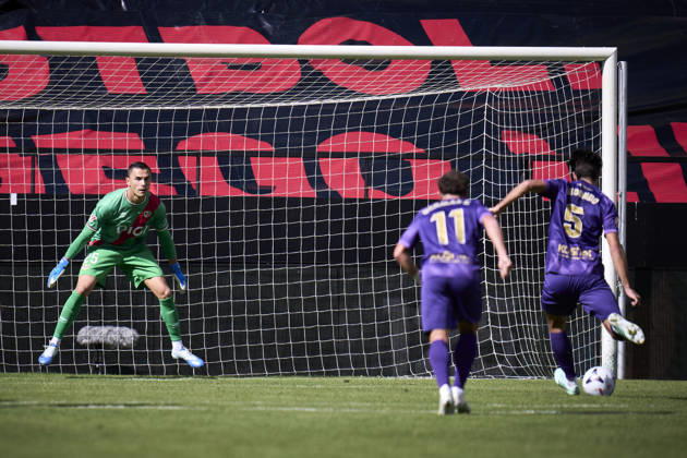 October 24, 2026, Madrid, Madrid, Spain: Emil Audero of Rayo Vallecano in action during the Spanish League, LaLiga EA Sports, football match played between Rayo Vallecano and Elche CF at Vallecas stadium on October 24, 2026, in Madrid, Spain. Rayo Vallecano V Elche CF - LaLiga EA Sports  - ZUMAa181 20261024_zaa_a181_081 Copyright: xAngelxPerezxMecax