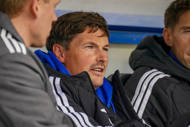 Deutschland: Fussball Bundesliga 2026 - 2027, 7. Spieltag - SC Paderborn vs Hamburger SV - Home-Deluxe-Arena (Paderborn): Merlin Polzin (Trainer, Hamburger SV) Mimik, Gesichtsausdruck, Emotion Copyright: xJOERANxSTEINSIEKx