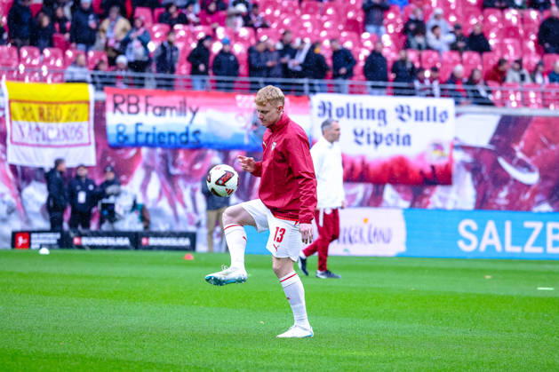 Nicolas Seiwald (RB Leipzig, 13) beim Warm Up vor dem Spiel, GER, RB Leipzig vs. SV Elversberg, Fussball, 1. Bundesliga Herren, 7. Spieltag, Spielzeit 2026 2027, 24.10.2026 DFL regulations prohibit any use of photographs as image sequences and or quasi-video. GER, RB Leipzig vs. SV Elversberg, Fussball, 1. Bundesliga Herren, 7. Spieltag, Spielzeit 2026 2027, 24.10.2026 Leipzig Copyright: xEibner-Pressefoto LauraxRoemerx EP_LRR