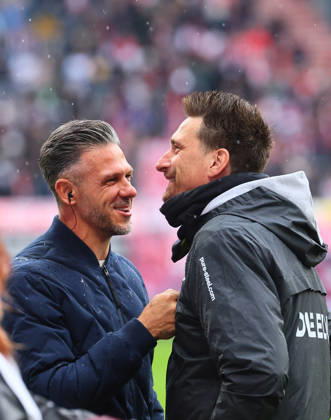 RB Leipzig - Elversberg Bundesliga Leipzig, 24.10.2026, Red Bull Arena, Fussball, Bundesliga, Spieltag 7 , RB Leipzig vs. SV 07 Elversberg , Im Bild: Trainer Martin Demichelis, RB Leipzig und Trainer Vincent Wagner (SV Elversberg) ,