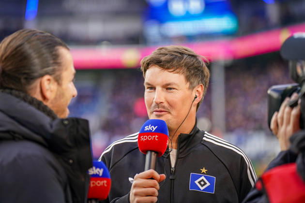 Deutschland: Fussball Bundesliga 2026 - 2027, 7. Spieltag - SC Paderborn vs Hamburger SV - Home-Deluxe-Arena (Paderborn): Merlin Polzin (Trainer, Hamburger SV) TV Interview Sky Copyright: xJOERANxSTEINSIEKx