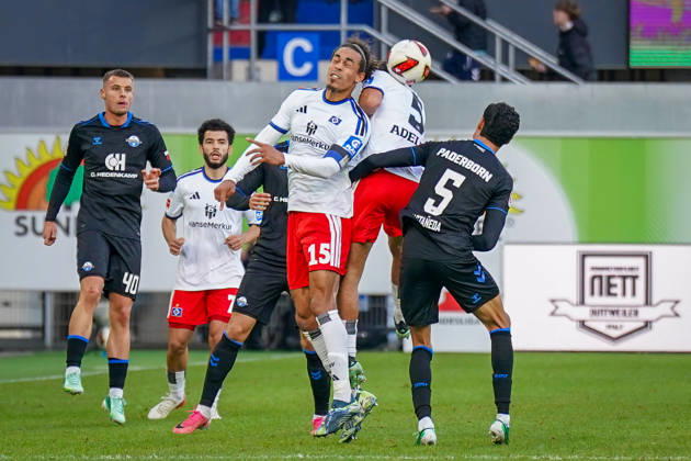 Deutschland: Fussball Bundesliga 2026 - 2027, 7. Spieltag - SC Paderborn vs Hamburger SV - Home-Deluxe-Arena (Paderborn): Yussuf Poulsen (Hamburger SV, 15) Kopfball mit Santiago Castaneda (Paderborn 5) Gabriel Vidovic (Paderborn 40) (Gabriel VidoviÄ‡) Zakaria El Ouahdi (Hamburger SV, 7) Copyright: xJOERANxSTEINSIEKx