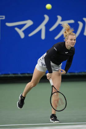 WTA, Tennis Damen Kinoshita Group Japan Open - Day 6 Katerina Siniakova of the Czech Republic plays during her semi-final match against Katie Boulter of Great Britain at the 2026 Kinoshita Group Japan Open Women s tennis tournament at Utsubo Tennis Center in Osaka, Japan, on October 24, 2026. Osaka Japan  Copyright: xOwenxHammondx originalFilename:hammond-2026kino261024_np8Nr.jpg