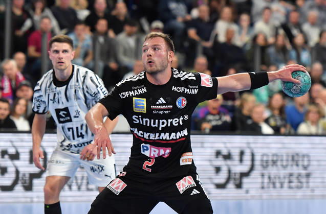 24.10.20262 - Handball - 1. Bundesliga DAIKIN HBL - Saison 2026 2027 - 10. Spieltag: HC Erlangen Metropolregion Nürnberg HCE - THW Kiel - OGo - xogox - Frieder Bandlow (2, HC Erlangen HCE )