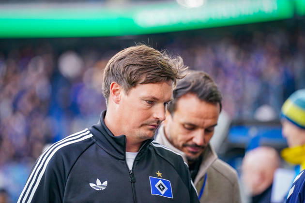 Deutschland: Fussball Bundesliga 2026 - 2027, 7. Spieltag - SC Paderborn vs Hamburger SV - Home-Deluxe-Arena (Paderborn): Merlin Polzin (Trainer, Hamburger SV) Mimik, Gesichtsausdruck, Emotion Copyright: xJOERANxSTEINSIEKx