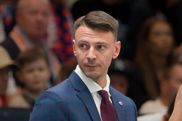 Christopher Schreiber (MBC, Assistant Coach), Syntainics MBC vs. Rostock Seawolves, BBL, Basketball Männer 1. Bundesliga, 6. Spieltag Saison 2026 27, 24.10.2026. Weißenfels Stadthalle Sachsen-Anhalt Deutschland
