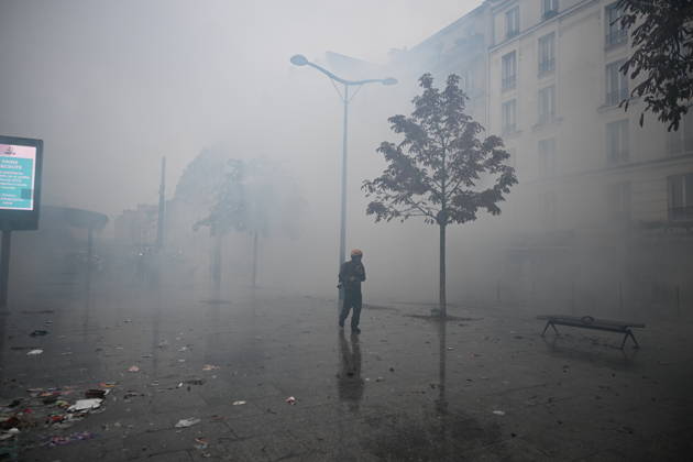 Police intervene in demonstrators amid ongoing protests in Paris PARIS, FRANCE - OCTOBER 24: Police clash with protesters with tear gas during a demonstration amid ongoing social and political tensions in Paris, France, on October 24, 2026. Mouneb Taim Anadolu Paris France. Editorial use only. Please get in touch for any other usage. Copyright: x2026xAnadoluxMounebxTaimx