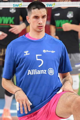 Preslav Petkov (Powervolleys Düren, 5) beim Aufwärmen, Einzelbild, Aktion, Action, 24.10.2026, Düren (Deutschland), Volleyball, 1. Bundesliga Männer, Hauptrunde, SWD Powervolleys Düren - WWK Volleys München