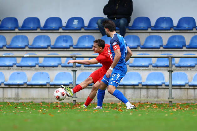 20 Romeo Blekic (Eimsbütteler TV), 47 Gazi Siala (SSV Jeddeloh II) Fußball I Herren I Regionalliga Nord I Saison 2026-2027 I 15. Spieltag I Eimsbütteler TV - SSV Jeddeloh II I 24.10.2026 I Sportpark Hinschenfelde