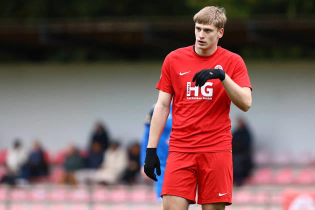 9 Alexander Leon Georgiadi (Eimsbütteler TV) Fußball I Herren I Regionalliga Nord I Saison 2026-2027 I 15. Spieltag I Eimsbütteler TV - SSV Jeddeloh II I 24.10.2026 I Sportpark Hinschenfelde