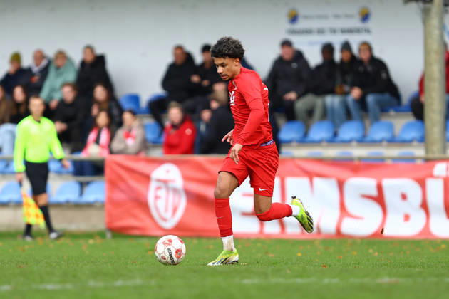17 David Bilal Achamou Damala (Eimsbütteler TV) Fußball I Herren I Regionalliga Nord I Saison 2026-2027 I 15. Spieltag I Eimsbütteler TV - SSV Jeddeloh II I 24.10.2026 I Sportpark Hinschenfelde