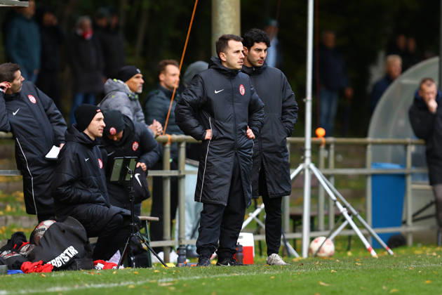 Can Schultz (Trainer, Eimsbütteler TV) Fußball I Herren I Regionalliga Nord I Saison 2026-2027 I 15. Spieltag I Eimsbütteler TV - SSV Jeddeloh II I 24.10.2026 I Sportpark Hinschenfelde