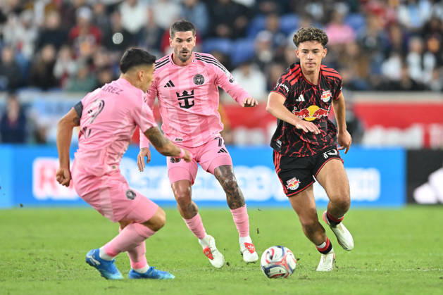 October 24, 2026, Harrison, New Jersey, United States of America: Harrison, New Jersey United States of America. 24 Oct, 2026. New York Red Bulls forward JULIAN HALL (16) and Inter Miami CF forward LUIS SUAREZ (9) and Inter Miami CF midfielder RODRIGO DE PAUL (7) in action at Sports Illustrated Stadium New York Red Bulls defeat Inter Miami CF 2 to 0. Credit: , Jr. Zuma Press Harrison United States of America - ZUMAa301 20261024_aaf_a301_029 Copyright: xBrooksxVonxArxx