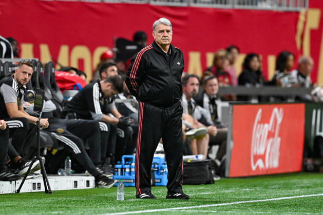 ATLANTA, GA - OCTOBER 24: Atlanta head coach Gerardo Martino reacts during the MLS, Fussball Herren, USA match between Chicago Fire FC and Atlanta United FC on October 24th, 2026 at Mercedes-Benz Stadium in Atlanta, GA.(Photo by Rich von Biberstein Icon Sportswire) SOCCER: OCT 24 MLS Atlanta United vs Chicago Fire FC EDITORIAL USE ONLY Icon261024018