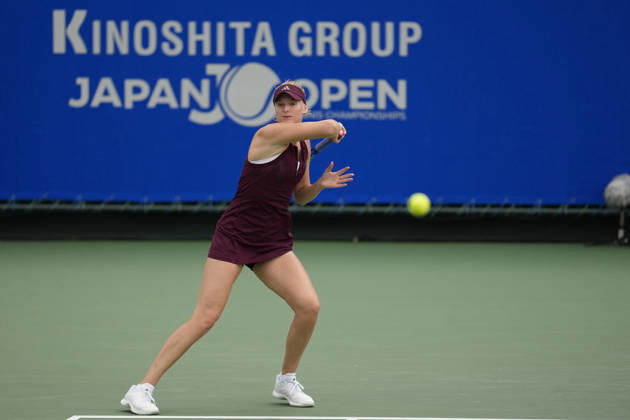 WTA, Tennis Damen Kinoshita Group Japan Open - Day 7 Ashlyn Krueger of the United States plays during her Singles Final match against Katerina Siniakova of the Czech Republic at the 2026 Kinoshita Group Japan Open Women s tennis tournament at Utsubo Tennis Center in Osaka, Japan, on October 25, 2026. Osaka Japan  Copyright: xOwenxHammondx originalFilename:hammond-2026kino261025_np4qo.jpg