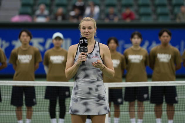 WTA, Tennis Damen Kinoshita Group Japan Open - Day 7 Katerina Siniakova of the Czech Republic speaks after defeating Ashlyn Krueger of the United States in the Singles Final at the 2026 Kinoshita Group Japan Open Women s tennis tournament at Utsubo Tennis Center in Osaka, Japan, on October 25, 2026. Osaka Japan  Copyright: xOwenxHammondx originalFilename:hammond-2026kino261025_npcS0.jpg
