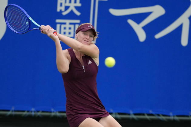 WTA, Tennis Damen Kinoshita Group Japan Open - Day 7 Ashlyn Krueger of the United States plays during her Singles Final match against Katerina Siniakova of the Czech Republic at the 2026 Kinoshita Group Japan Open Women s tennis tournament at Utsubo Tennis Center in Osaka, Japan, on October 25, 2026. Osaka Japan  Copyright: xOwenxHammondx originalFilename:hammond-2026kino261025_npg3x.jpg