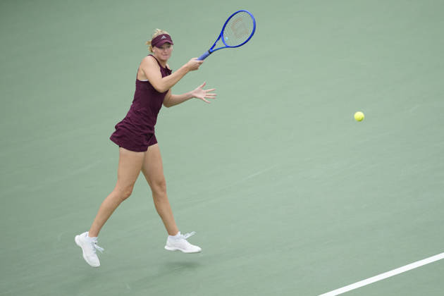 WTA, Tennis Damen Kinoshita Group Japan Open - Day 7 Ashlyn Krueger of the United States plays during her Singles Final match against Katerina Siniakova of the Czech Republic at the 2026 Kinoshita Group Japan Open Women s tennis tournament at Utsubo Tennis Center in Osaka, Japan, on October 25, 2026. Osaka Japan  Copyright: xOwenxHammondx originalFilename:hammond-2026kino261025_npKAK.jpg