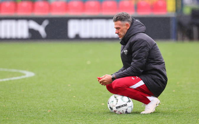 RB Leipzig Training Bundesliga Leipzig, 25.10.2026, RBL Akademie Trainingszentrum, Fussball, Bundesliga , RB Leipzig - Training , Im Bild: Trainer Martin Demichelis, RB Leipzig ,