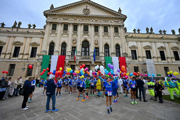 IPA90160975 - The Pacer of the Venice Marathon during the 40th Venice Marathon in 2026, a marathon race in Venice, Italy, on October 25, 2026  Copyright: xAlessioxMarini IPAxSportx xx IPA90160975 IPA90160975