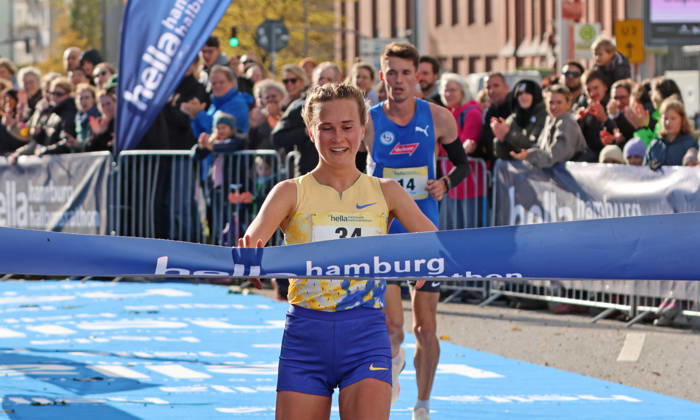 32. Hella Halbmarathon in Hamburg: Mia Jurenka (VfL Sindelfingen) war schnellste Deutsche.