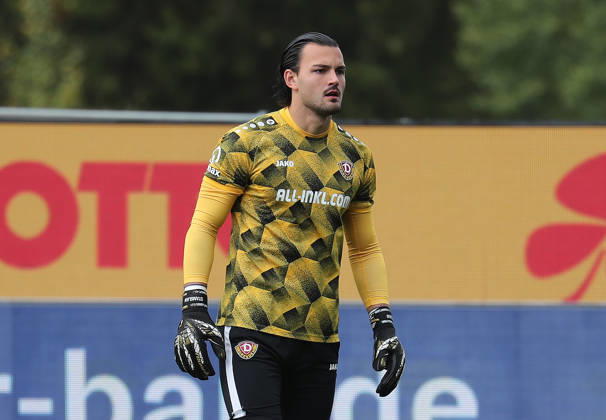 Torhueter Tim Schreiber (Dynamo Dresden) Fussball, Herren, Saison 2026 2027, 2.BL, Holstein Stadion, Holstein Kiel gegen Dynamo Dresden DFL REGULATIONS PROHIBIT ANY USE OF PHOTOGRAPHS AS IMAGE SEQUENCES AND OR QUASI-VIDEO.