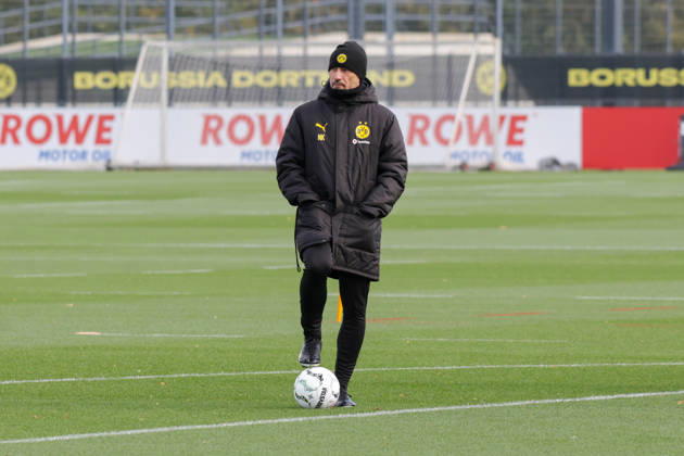 25.10.2026, xgrfx, Fussball 1. Bundesliga, Borussia Dortmund - Training v.l. Niko Kovac (Borussia Dortmund) Dortmund