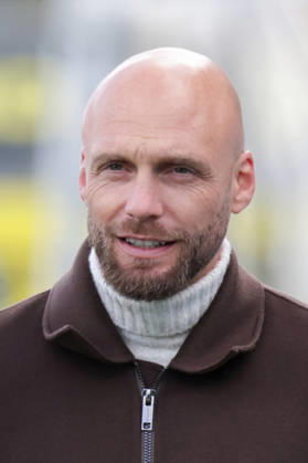 25.10.2026, xgrfx, Fussball 1. Bundesliga, Borussia Dortmund - Training v.l. Ole Book (Borussia Dortmund) Dortmund