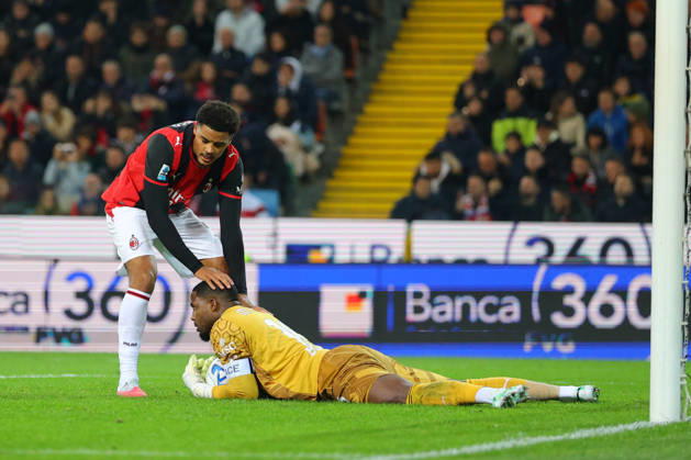 IPA90182510 - AC Milan s Koni De Winter and AC Milan s Mike Maignan during the Serie A Enilive soccer match between Udinese and Milan at the Bluenergy Stadium in northeastern Italy on October 25, 2026.  Copyright: xMattiaxRadoni IPAxSportx xx IPA90182510 IPA90182510