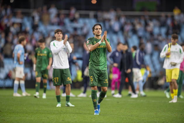 R.C. Cleta versus Real Betis Balompie; LA Liga EA Sports,matchday 10 players of Real Betis at the of the match ,during the matchday 10 of LA Liga EA Sports R.C. Celta versus Real Betis on Octuber 25 2026 at Abanca Balaidos Stadium; Vigo Vigo Pontevedra Spain Copyright: xLuisxlorenzox