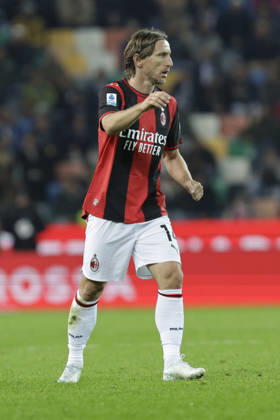 IPA90182512 - AC Milan s Luka Modric during the Serie A Enilive soccer match between Udinese and Milan at the Bluenergy Stadium in northeastern Italy on October 25, 2026.  Copyright: xMattiaxRadoni IPAxSportx xx IPA90182512 IPA90182512